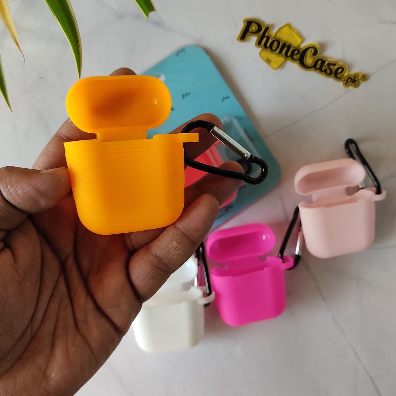 Apple AirPods 1/2 Silicone Shockproof Cover with Anti-Lost Buckle